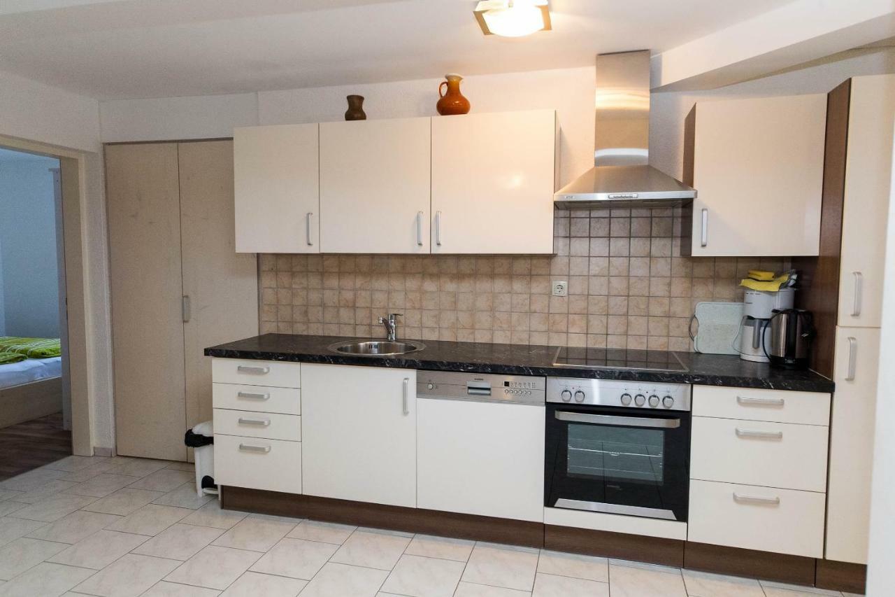 Moderne Souterrainwohnung ซริกเวนิซา ภายนอก รูปภาพ